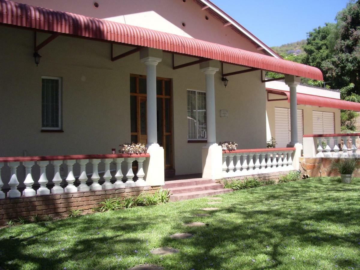 Dee'S Bnb Pretoria-Noord Extérieur photo