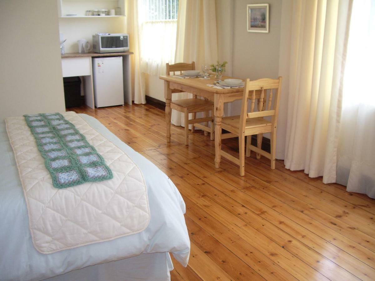 Dee'S Bnb Pretoria-Noord Extérieur photo